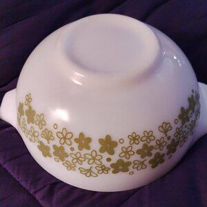 Vintage Pyrex 2 1/2qt mixing bowl